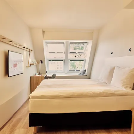 Hotel Schwabinger Wahrheit By Geisel