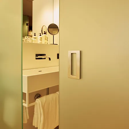 Schwabinger Wahrheit By Geisel 4*