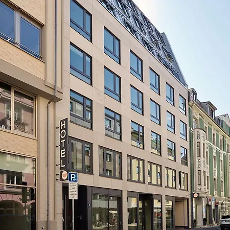 Schwabinger Wahrheit By Geisel 4* Munich