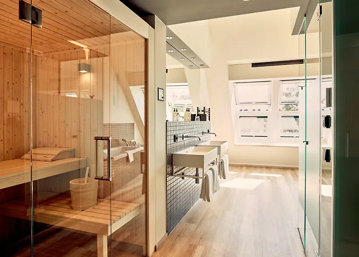 Schwabinger Wahrheit By Geisel 4*