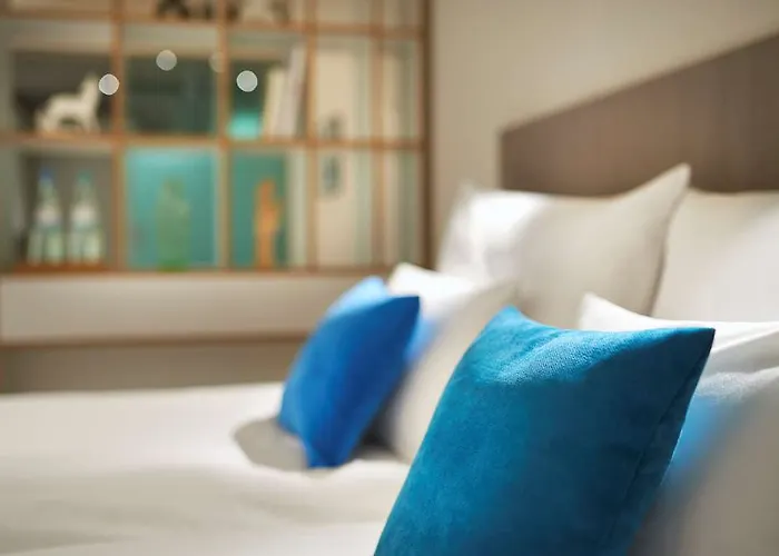 Hotel Schwabinger Wahrheit By Geisel