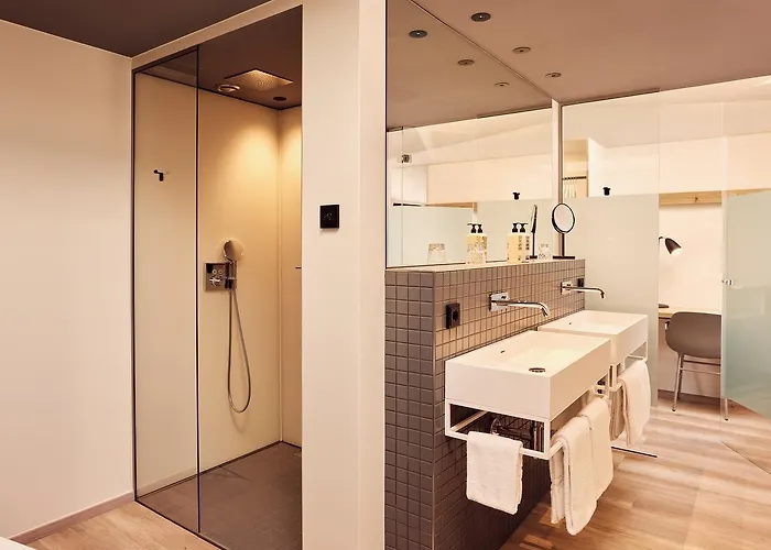 Schwabinger Wahrheit By Geisel 4* München