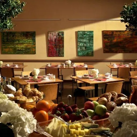 Schwabinger Wahrheit By Geisel Múnich